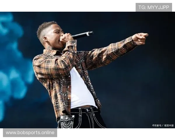 嗨翻全场 甲亢哥与成都Drill舞者激情碰撞现场大揭秘