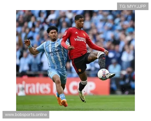 弗格森亲临观战曼联U18足总杯半决赛 点球大战遗憾落败